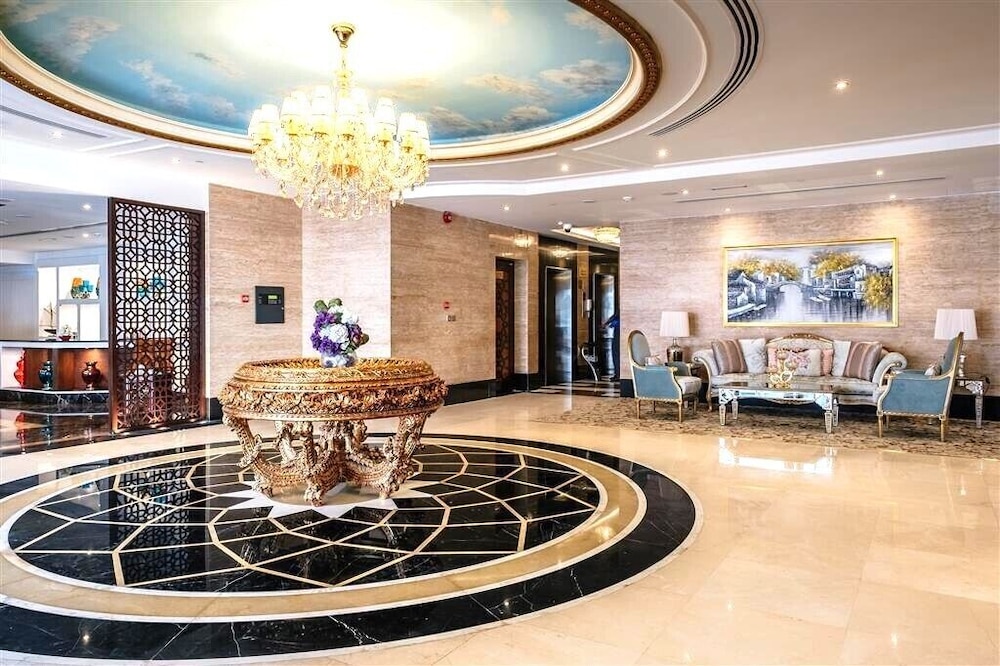 Crystal Plaza Al Majaz Hotel