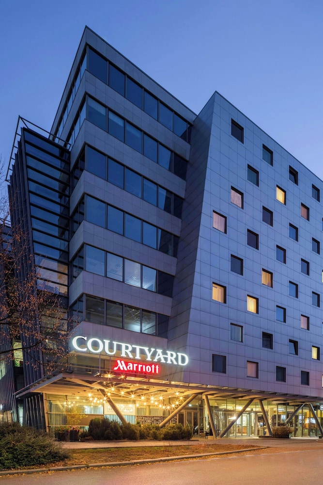 Courtyard by Marriott Prague City