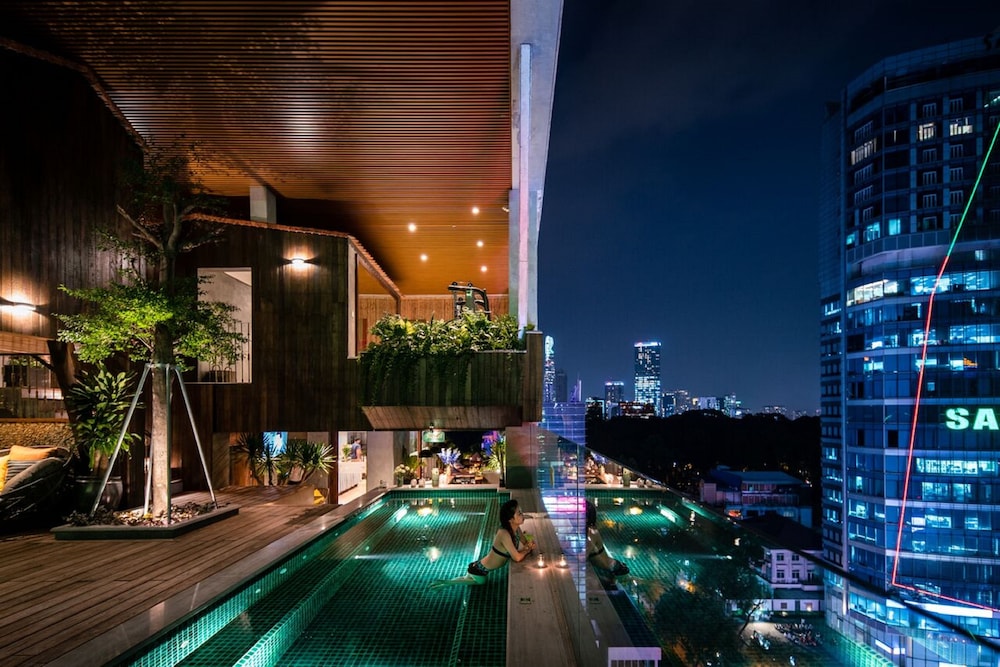 Au Lac 1 Hotel