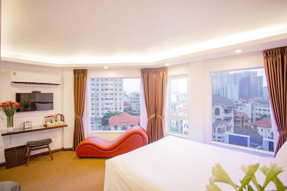 Dinh Hotel