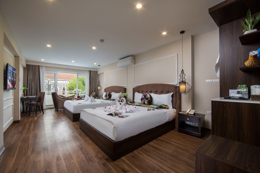 Splendid Pearlight Hotel
